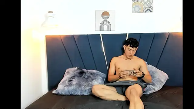 Snapshot of ryan_cum23 chatting on September 12, 2025, 11:59 pm ryan cum23 online show from September 12, 2025, 11:59 pm