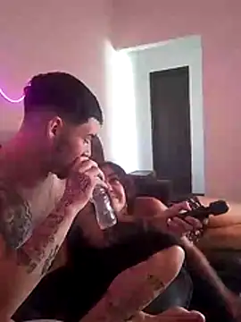 Bbzinha 18 online show from November 20, 2025, 2:18 pm