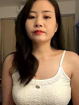 wly2028 online show from November 12, 2025, 12:31 pm