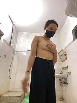 Thanh-18 online show from October 5, 2025, 3:47 pm