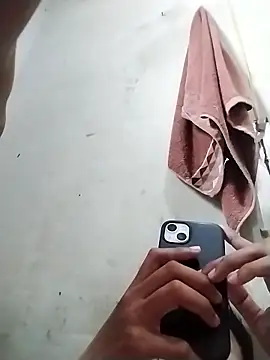 skylar 27 online show from October 12, 2025, 5:42 am