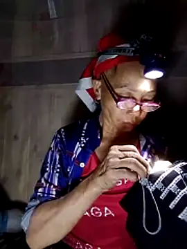 -Xuka-200 online show from November 8, 2025, 12:31 pm