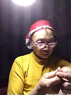 -Xuka-200 online show from March 21, 2026, 12:42 pm