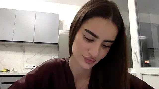 Snapshot of Kavyyr chatting on December 4, 2025, 4:06 pm Kavyyr online show from December 4, 2025, 4:06 pm