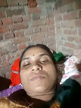 Notyriya7 online show from October 9, 2025, 4:07 pm