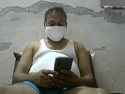 Famit025 online show from February 19, 2026, 6:16 pm