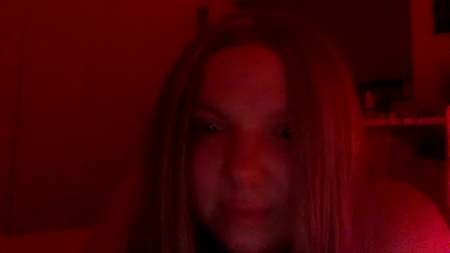 Dolaa11 online show from December 4, 2025, 1:48 am