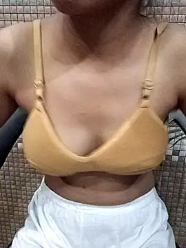 Snapshot of Husan_rani chatting on September 27, 2025, 6:19 am Husan rani online show from September 27, 2025, 6:19 am