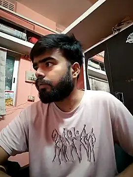 soniriyaa010101 online show from December 18, 2025, 2:43 pm