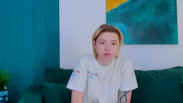 TracyCurtis online show from September 27, 2025, 6:30 am