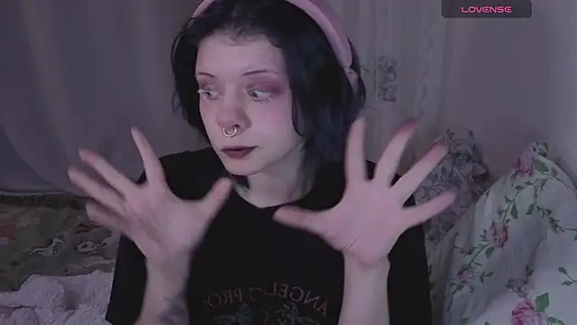 Alice Zev online show from July 16, 2026, 12:07 am