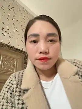 Snapshot of chipp-bong chatting on September 11, 2025, 12:32 am chipp-bong online show from September 11, 2025, 12:32 am