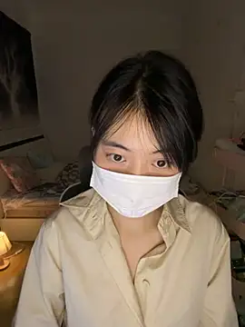 xuanxuanOo online show from October 28, 2025, 11:09 am