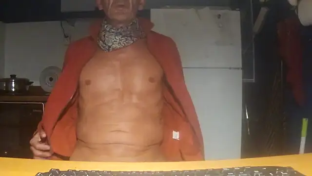 AntonioNice iml online show from November 9, 2025, 6:28 am