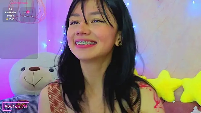 april bennett online show from March 17, 2026, 1:03 pm