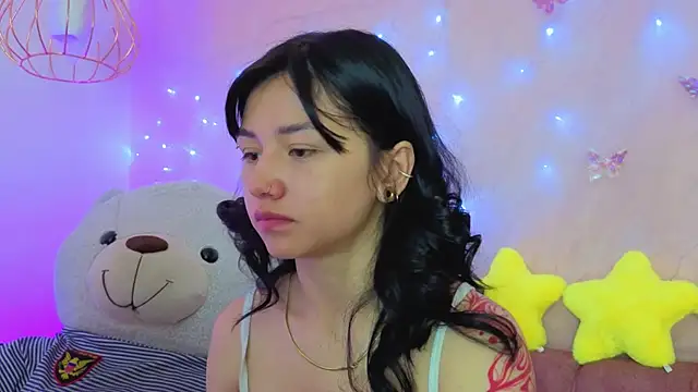 Snapshot of april_bennett chatting on February 7, 2026, 12:35 pm april bennett online show from February 7, 2026, 12:35 pm