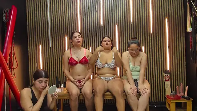 VantablackBDSMShow  online show from April 8, 2026, 12:50 pm