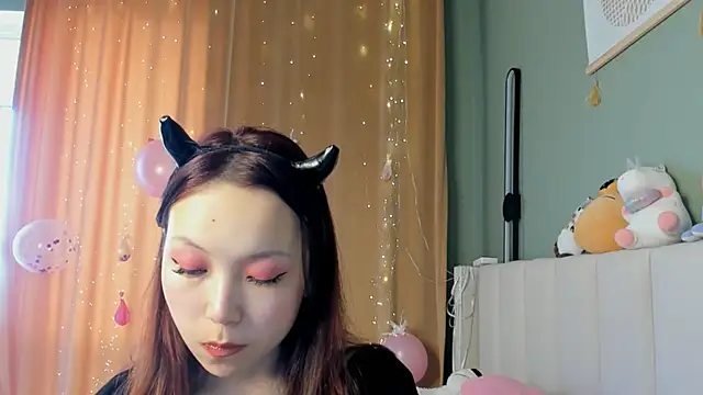 Snapshot of tokipokki chatting on November 23, 2025, 3:27 am tokipokki online show from November 23, 2025, 3:27 am