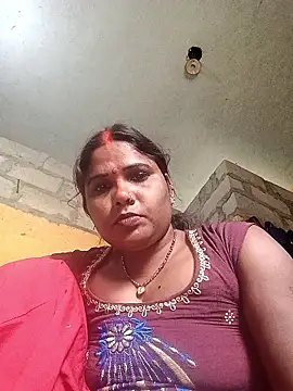 SweetKomal89 online show from October 27, 2025, 6:47 am