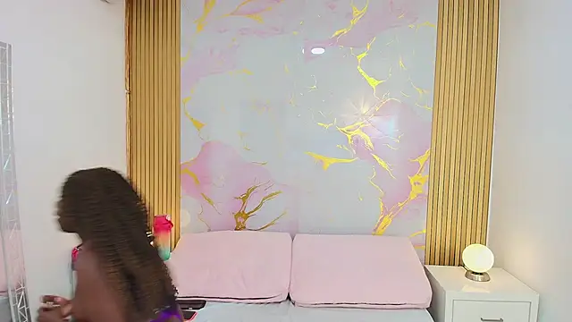 AlishaDixon online show from October 25, 2025, 12:39 pm