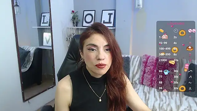 KendallWood  online show from March 5, 2026, 8:16 pm