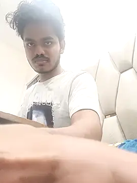 Snapshot of Kumarbtm19 chatting on October 21, 2025, 1:54 pm Kumarbtm19 online show from October 21, 2025, 1:54 pm