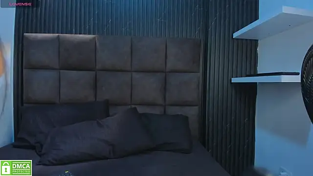 Snapshot of Sussy_Vixen chatting on January 8, 2026, 4:07 am Sussy Vixen online show from January 8, 2026, 4:07 am