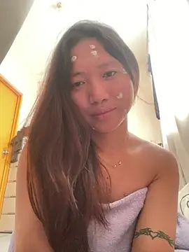 cassie cakes online show from April 18, 2026, 11:38 pm