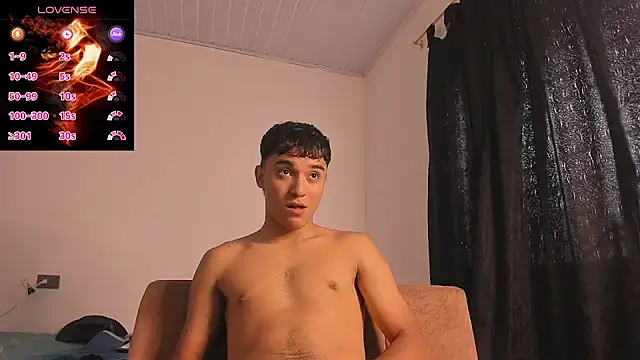 Austin Cardieff  online show from October 21, 2025, 8:19 pm