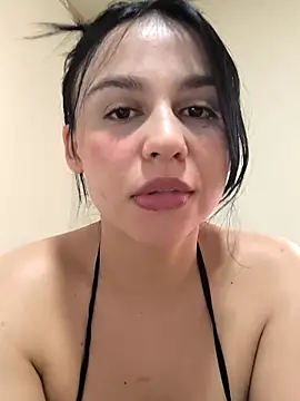 Daniela-rosee online show from March 28, 2026, 9:27 pm