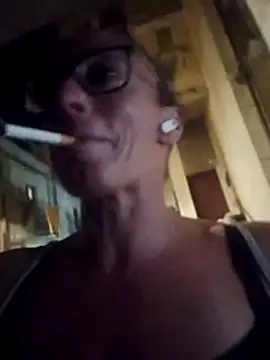 Snapshot of Astrid3 chatting on June 25, 2026, 8:25 pm Astrid3 online show from June 25, 2026, 8:25 pm
