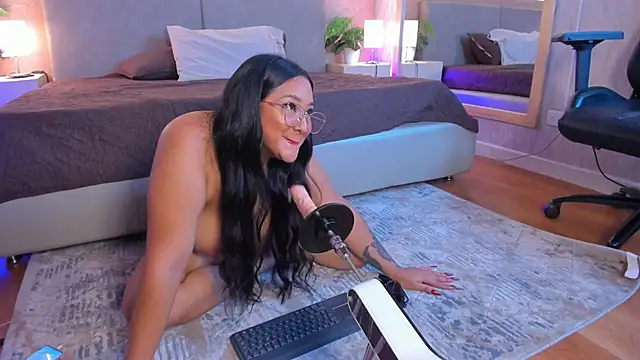 DannaScoot online show from September 23, 2025, 8:05 pm