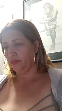 Snapshot of ROOMIINA chatting on December 21, 2025, 8:31 pm ROOMIINA online show from December 21, 2025, 8:31 pm