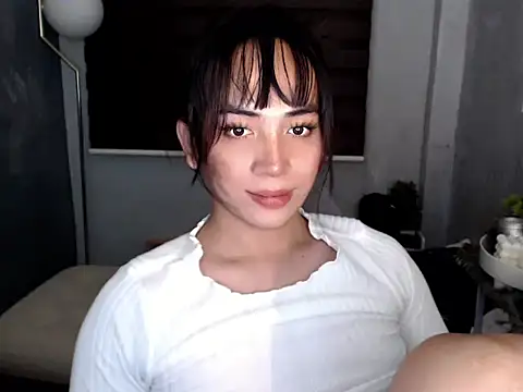 thatxslut deia online show from February 3, 2026, 5:40 pm