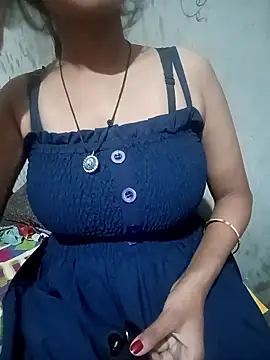 Cute Aaisha online show from October 4, 2025, 12:07 pm