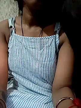 Cute Aaisha online show from September 25, 2025, 9:59 am