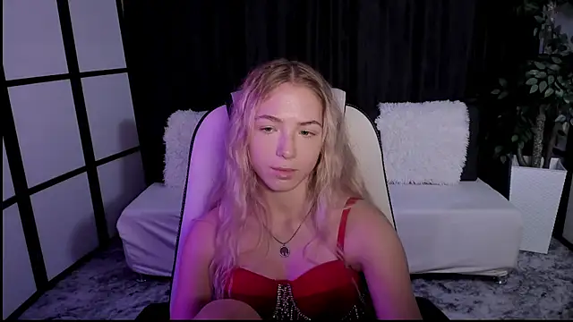 Susan Mimi online show from October 24, 2025, 2:43 am