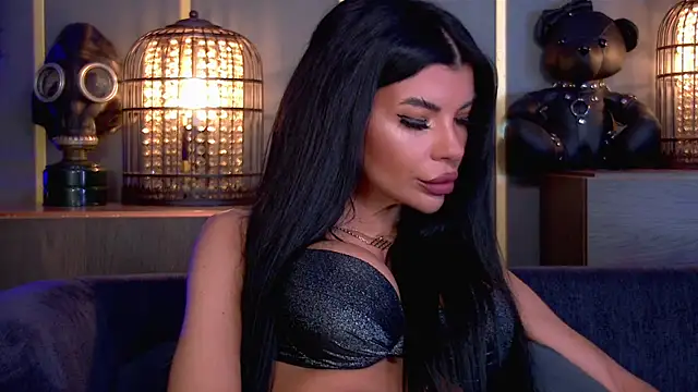 EleniaDevons online show from April 2, 2026, 11:06 am