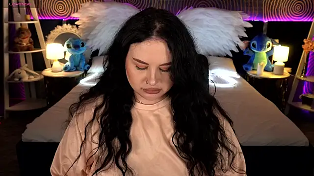 SerahMirabeli online show from November 6, 2025, 7:40 pm