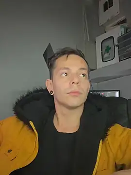 dimitryivanovv online show from October 9, 2025, 7:20 am