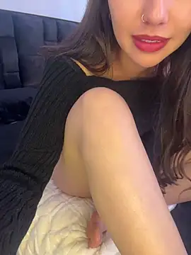 Viithoney online show from February 25, 2026, 7:47 pm