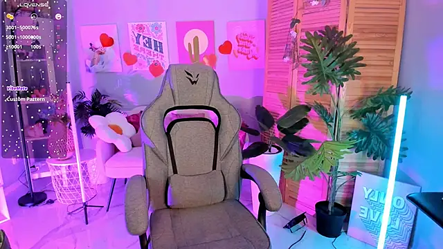 FlexyFox online show from March 29, 2026, 9:55 am