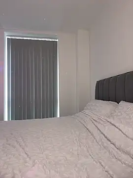 SexySaraxxoo online show from November 22, 2025, 12:48 pm