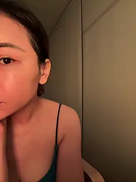 Snapshot of Yunjieusa_66 chatting on October 9, 2025, 9:43 am Yunjieusa 66 online show from October 9, 2025, 9:43 am