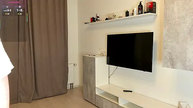 Snapshot of Sugarpeaach chatting on February 14, 2026, 2:12 am Sugarpeaach online show from February 14, 2026, 2:12 am