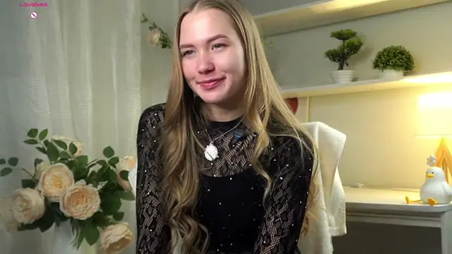 AlbaMesick online show from April 18, 2026, 12:29 pm