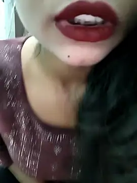 Itz Mayra  online show from January 12, 2026, 11:17 am