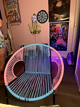 shortywidaphatty online show from September 28, 2025, 11:17 am