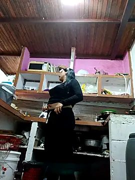 girlpee online show from November 7, 2025, 2:49 am