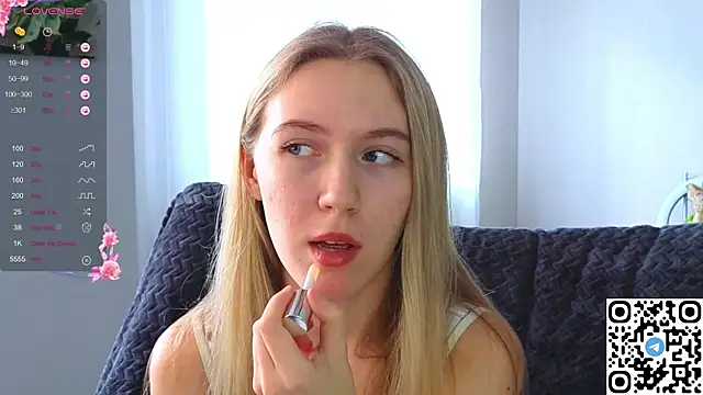 Succubelle online show from October 26, 2025, 6:14 am